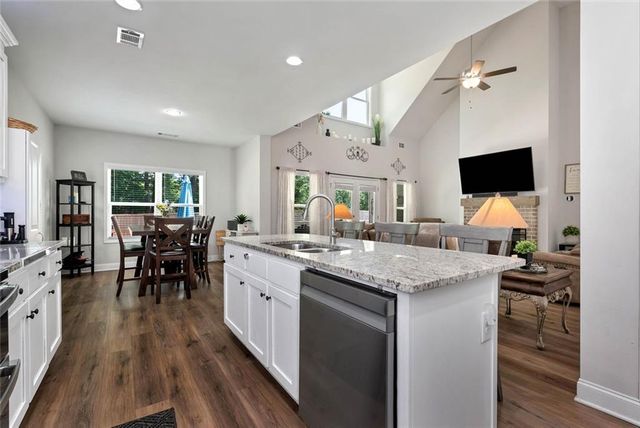 108 Richmond Circle, Statham, GA 30666