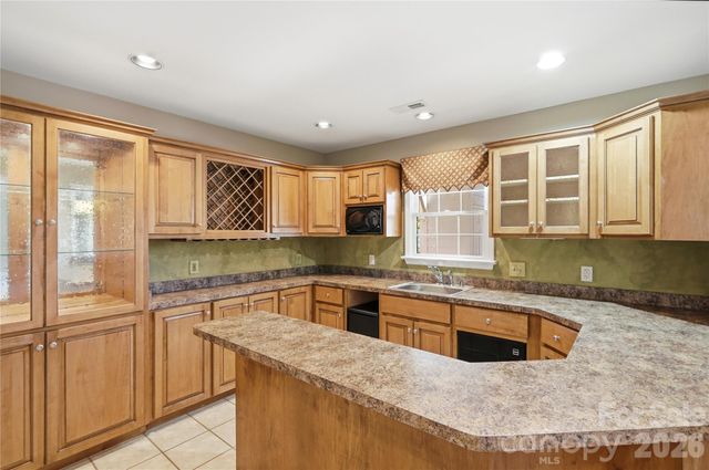 263 Quiet Waters Road, Belmont, NC 28012