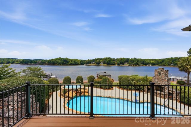 263 Quiet Waters Road, Belmont, NC 28012