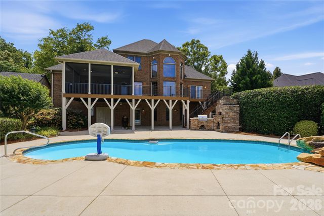 263 Quiet Waters Road, Belmont, NC 28012