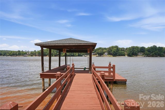 263 Quiet Waters Road, Belmont, NC 28012