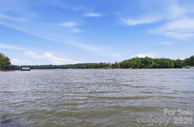 263 Quiet Waters Road, Belmont, NC 28012