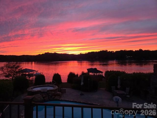 263 Quiet Waters Road, Belmont, NC 28012