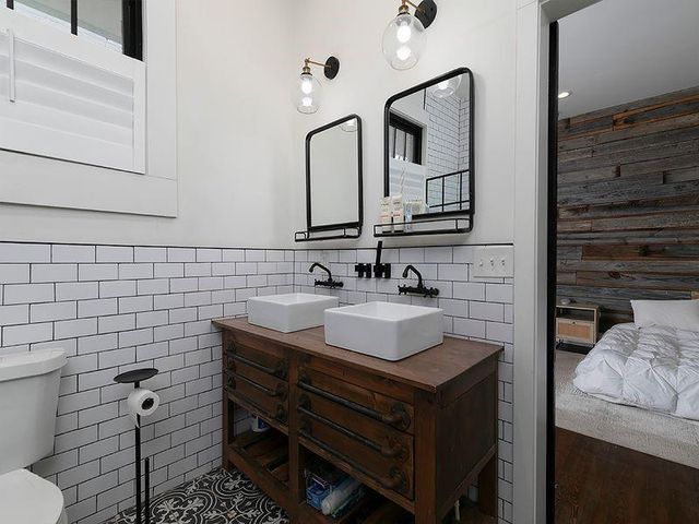 563 Parkway NE Drive, Atlanta, GA 30308