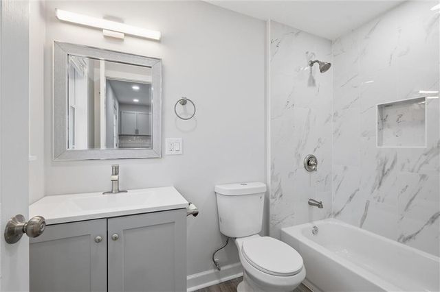 2914 W 45th Avenue, Kansas City, KS 66103