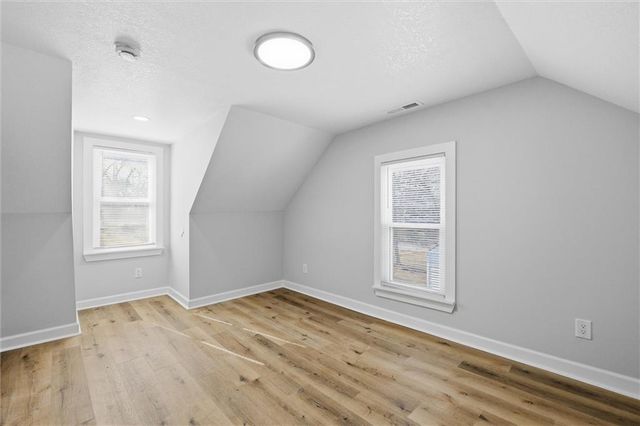 2914 W 45th Avenue, Kansas City, KS 66103