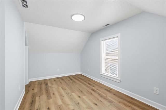 2914 W 45th Avenue, Kansas City, KS 66103