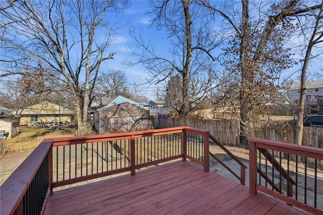 2914 W 45th Avenue, Kansas City, KS 66103