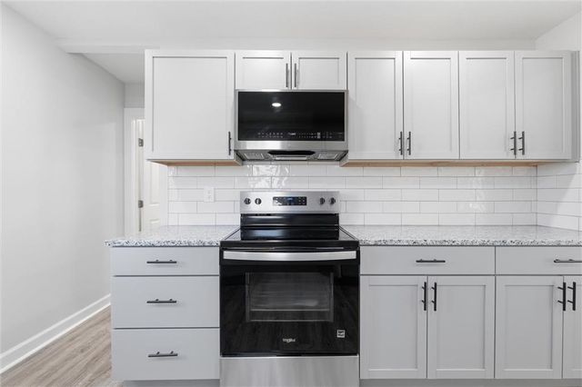 2914 W 45th Avenue, Kansas City, KS 66103