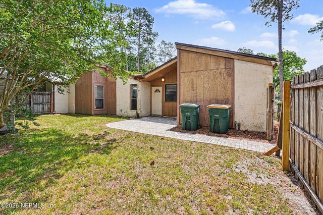 2483 WHISPERING WOODS Boulevard 3, Jacksonville, FL 32246