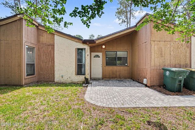 2483 WHISPERING WOODS Boulevard 3, Jacksonville, FL 32246