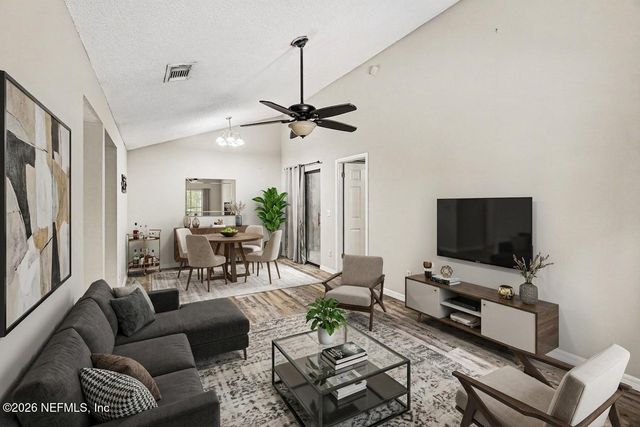 2483 WHISPERING WOODS Boulevard 3, Jacksonville, FL 32246