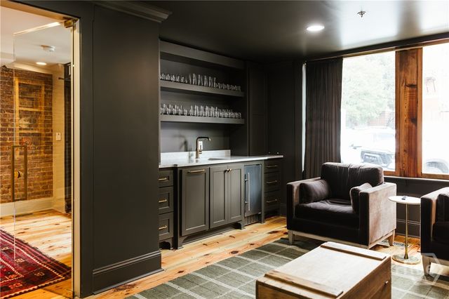 244 E Washington 150, Athens, GA 30601