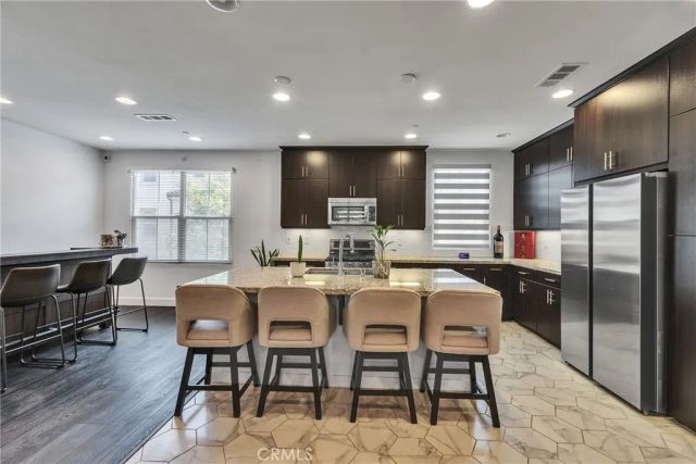 58 Origin, Irvine, CA 92618