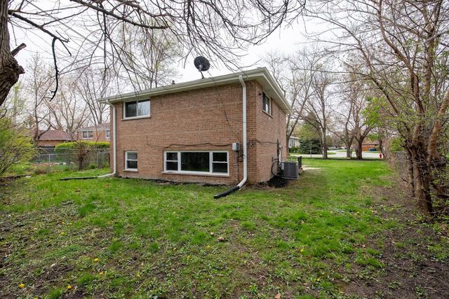 16039 Marion Drive, South Holland, IL 60473
