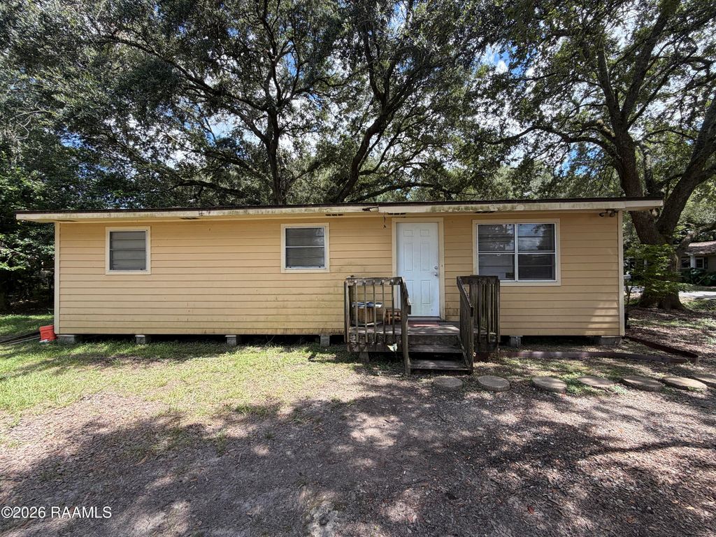 111 Rural Street, Lafayette, LA 70508