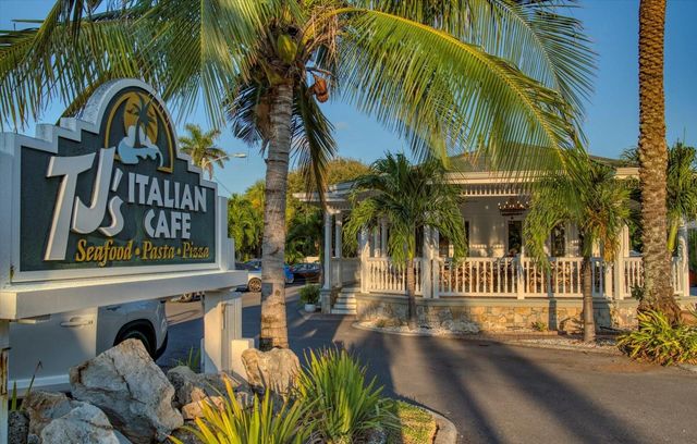 829 E GULF BOULEVARD 107, Indian Rocks Beach, FL 33785