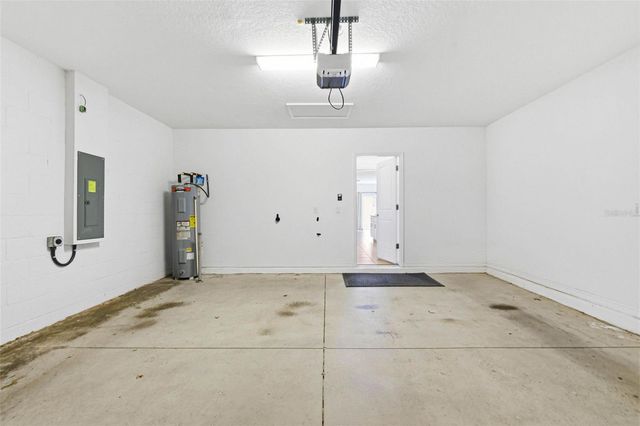 6451 BEVERLY HILLS DRIVE, Zephyrhills, FL 33541