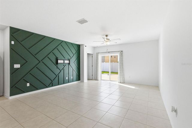 6451 BEVERLY HILLS DRIVE, Zephyrhills, FL 33541