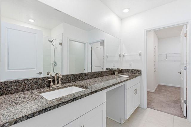 6451 BEVERLY HILLS DRIVE, Zephyrhills, FL 33541