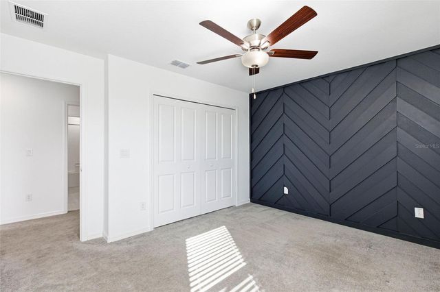 6451 BEVERLY HILLS DRIVE, Zephyrhills, FL 33541