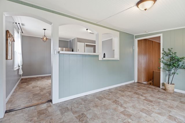 305 Franklin St, Cowan, TN 37318
