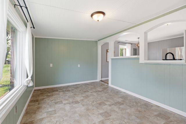 305 Franklin St, Cowan, TN 37318