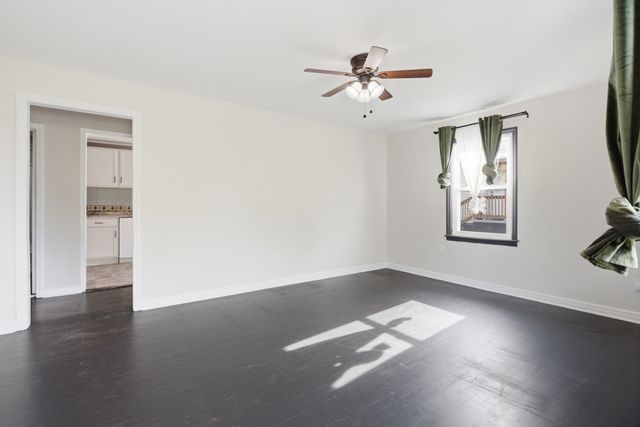 305 Franklin St, Cowan, TN 37318