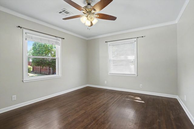 2121 S Louisville Avenue, Tulsa, OK 74114