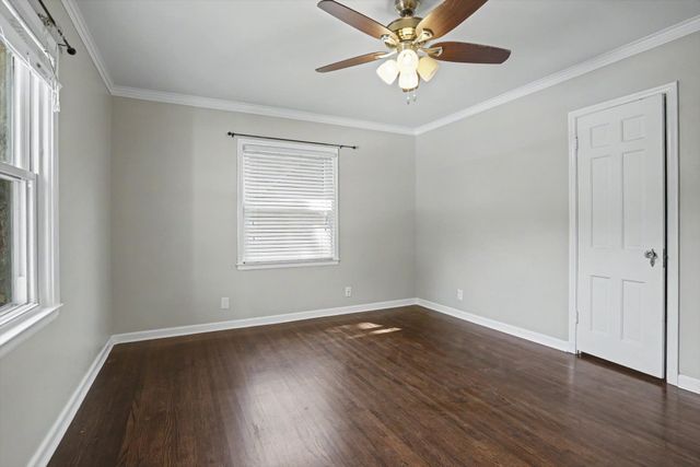 2121 S Louisville Avenue, Tulsa, OK 74114