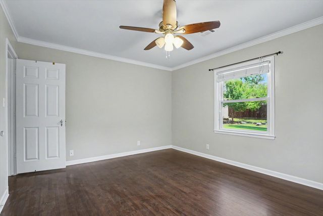 2121 S Louisville Avenue, Tulsa, OK 74114