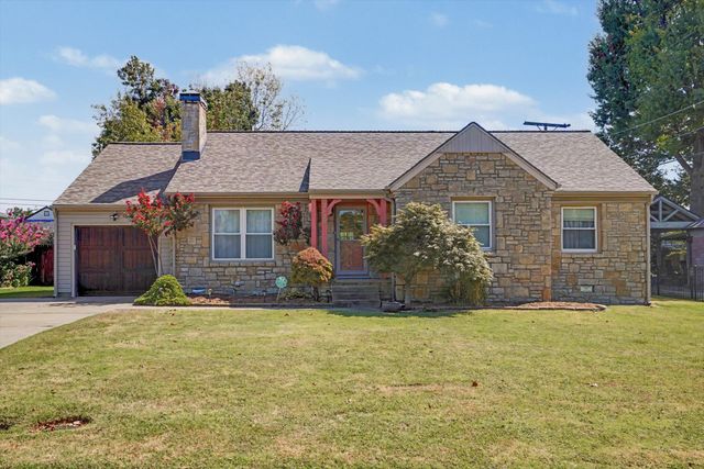 2121 S Louisville Avenue, Tulsa, OK 74114