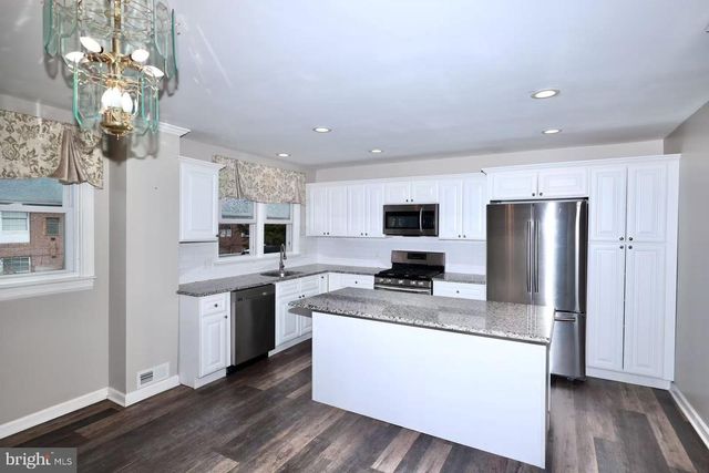 11850 BASILE RD, Philadelphia, PA 19154