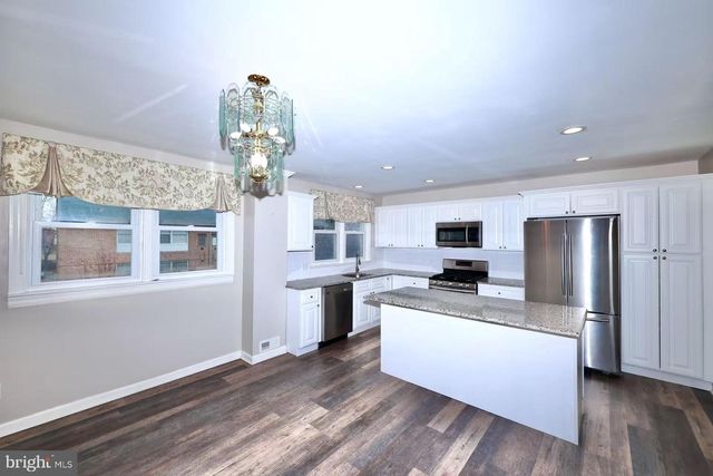 11850 BASILE RD, Philadelphia, PA 19154