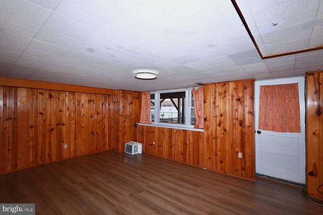 11850 BASILE RD, Philadelphia, PA 19154