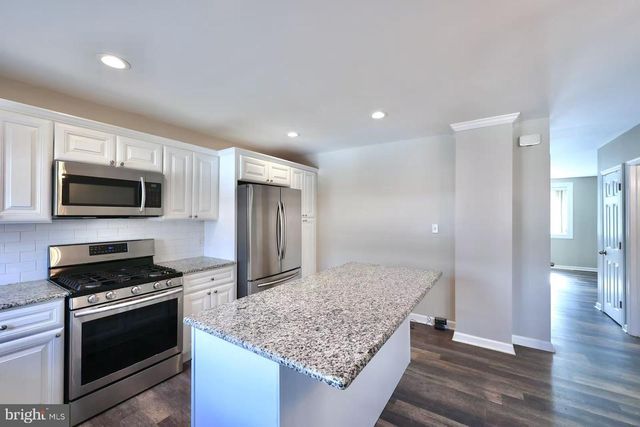 11850 BASILE RD, Philadelphia, PA 19154