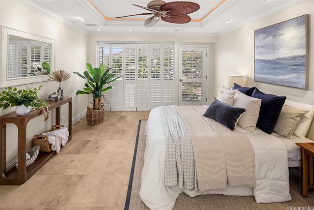 3019 Kalakaua Avenue 6, Honolulu, HI 96815