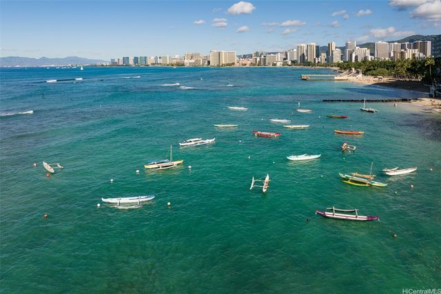 3019 Kalakaua Avenue 6, Honolulu, HI 96815