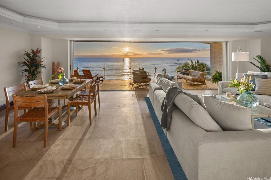 3019 Kalakaua Avenue 6, Honolulu, HI 96815