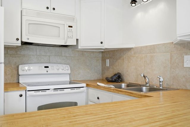 1400 Deer Creek Rd Unit G, Surfside Beach, SC 29575