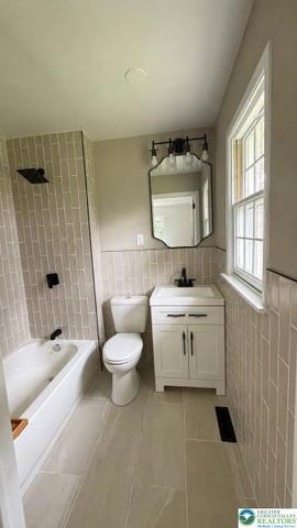 576 Horseshoe Drive, Easton, PA 18040
