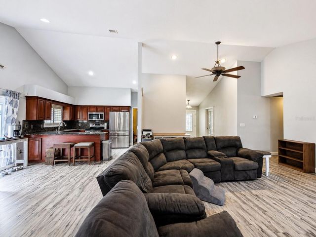358 BRUSHWOOD LANE, Winter Springs, FL 32708