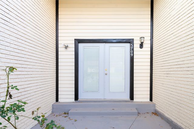 5709 Tourist Drive, North Richland Hills, TX 76189