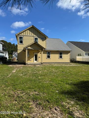 175 Twining Rose Lane, Holly Ridge, NC 28445