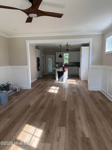 175 Twining Rose Lane, Holly Ridge, NC 28445