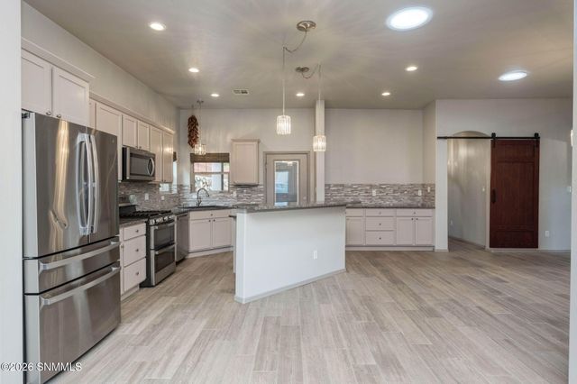 2980 Don Buck Drive, Las Cruces, NM 88011