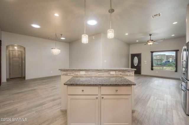 2980 Don Buck Drive, Las Cruces, NM 88011