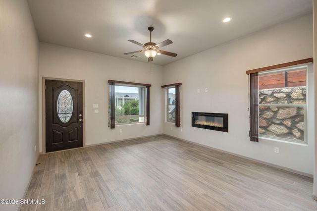 2980 Don Buck Drive, Las Cruces, NM 88011