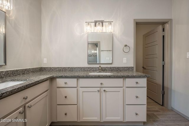 2980 Don Buck Drive, Las Cruces, NM 88011