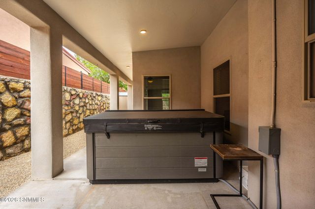 2980 Don Buck Drive, Las Cruces, NM 88011